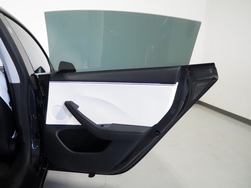 2025 Tesla Model 3 Performance AWD *TRAFFIC AWARE CRUISE CONTROL, NAVIGATION, SAFETY ALERTS, SURROUND VIEW CAMERAS, PANORAMA GLASS ROOF, CLIMATE SEATS, HEATED STEERING, 20 INCH WARP FORGED WHEELS, WIRELESS CHARGING Round Rock TX