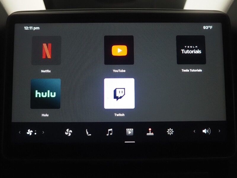 2025 Tesla Model 3 Performance AWD *TRAFFIC AWARE CRUISE CONTROL, NAVIGATION, SAFETY ALERTS, SURROUND VIEW CAMERAS, PANORAMA GLASS ROOF, CLIMATE SEATS, HEATED STEERING, 20 INCH WARP FORGED WHEELS, WIRELESS CHARGING Round Rock TX