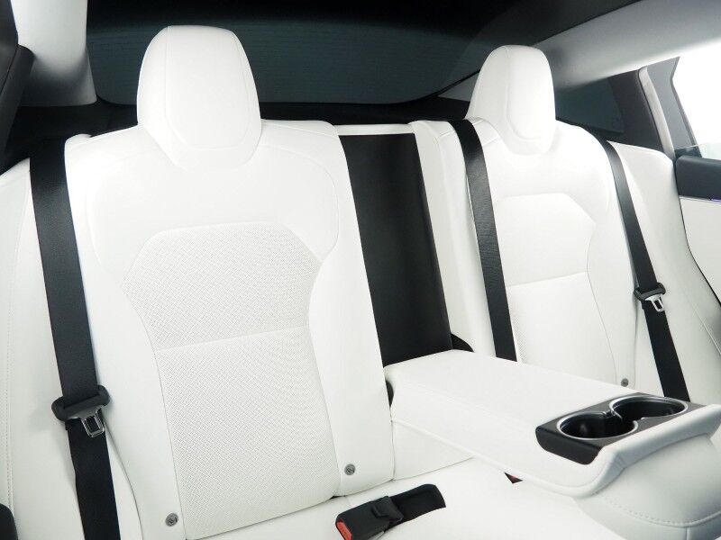 2025 Tesla Model 3 Performance AWD *TRAFFIC AWARE CRUISE CONTROL, NAVIGATION, SAFETY ALERTS, SURROUND VIEW CAMERAS, PANORAMA GLASS ROOF, CLIMATE SEATS, HEATED STEERING, 20 INCH WARP FORGED WHEELS, WIRELESS CHARGING Round Rock TX