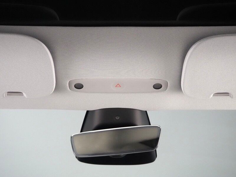 2025 Tesla Model 3 Performance AWD *TRAFFIC AWARE CRUISE CONTROL, NAVIGATION, SAFETY ALERTS, SURROUND VIEW CAMERAS, PANORAMA GLASS ROOF, CLIMATE SEATS, HEATED STEERING, 20 INCH WARP FORGED WHEELS, WIRELESS CHARGING Round Rock TX