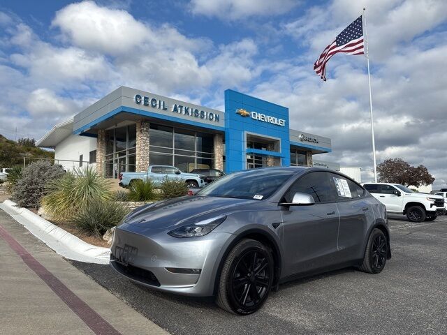 2025 Tesla Model Y Long Range