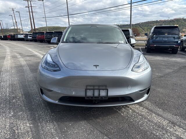 2025 Tesla Model Y Long Range