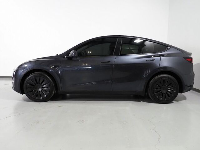 2025 Tesla Model Y Long Range *AUTOPILOT, NAVIGATION, SAFETY ALERTS, ADAPTIVE CRUISE, SURROUND VIEW CAMERAS, PANORAMA GLASS ROOF, HEATED SEATS/STEERING WHEEL, BLUETOOTH, WIRELESS CHARGING Round Rock TX
