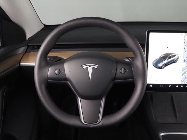 2025 Tesla Model Y Long Range *AUTOPILOT, NAVIGATION, SAFETY ALERTS, ADAPTIVE CRUISE, SURROUND VIEW CAMERAS, PANORAMA GLASS ROOF, HEATED SEATS/STEERING WHEEL, BLUETOOTH, WIRELESS CHARGING Round Rock TX