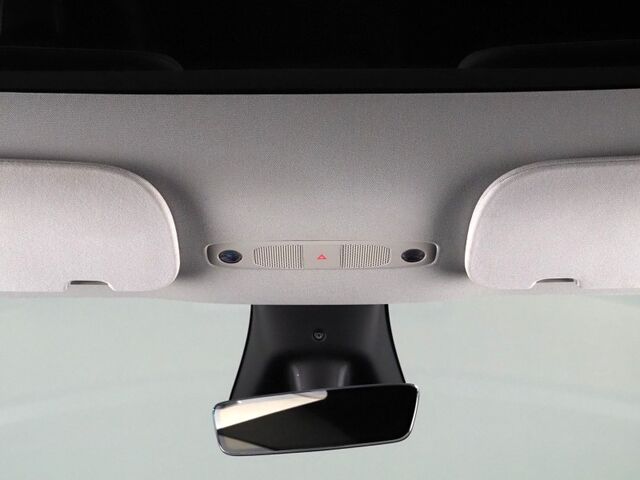 2025 Tesla Model Y Long Range *AUTOPILOT, NAVIGATION, SAFETY ALERTS, ADAPTIVE CRUISE, SURROUND VIEW CAMERAS, PANORAMA GLASS ROOF, HEATED SEATS/STEERING WHEEL, BLUETOOTH, WIRELESS CHARGING Round Rock TX