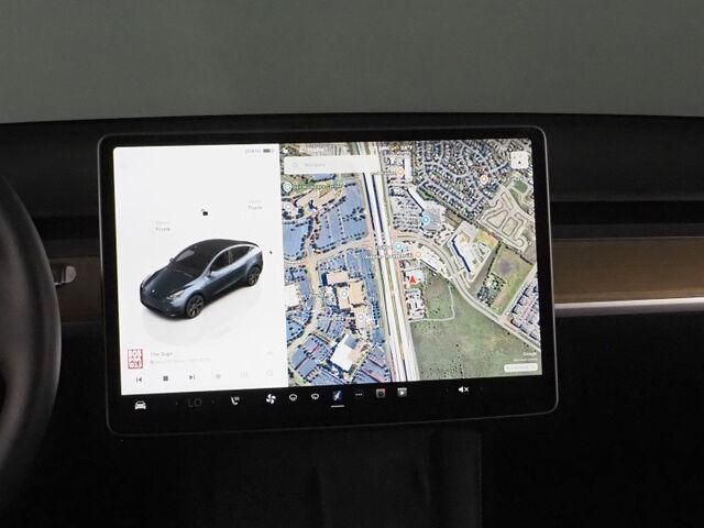 2025 Tesla Model Y Long Range *AUTOPILOT, NAVIGATION, SAFETY ALERTS, ADAPTIVE CRUISE, SURROUND VIEW CAMERAS, PANORAMA GLASS ROOF, HEATED SEATS/STEERING WHEEL, BLUETOOTH, WIRELESS CHARGING Round Rock TX