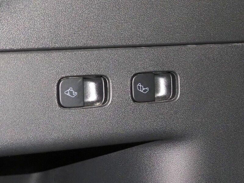 2025 Tesla Model Y Long Range AWD *7 SEATER (3RD ROW), AUTOPILOT, NAVIGATION, SAFETY ALERTS, ADAPTIVE CRUISE, SURROUND VIEW CAMERAS, PANORAMA GLASS ROOF, HEATED SEATS/STEERING WHEEL, WIRELESS CHARGING Round Rock TX