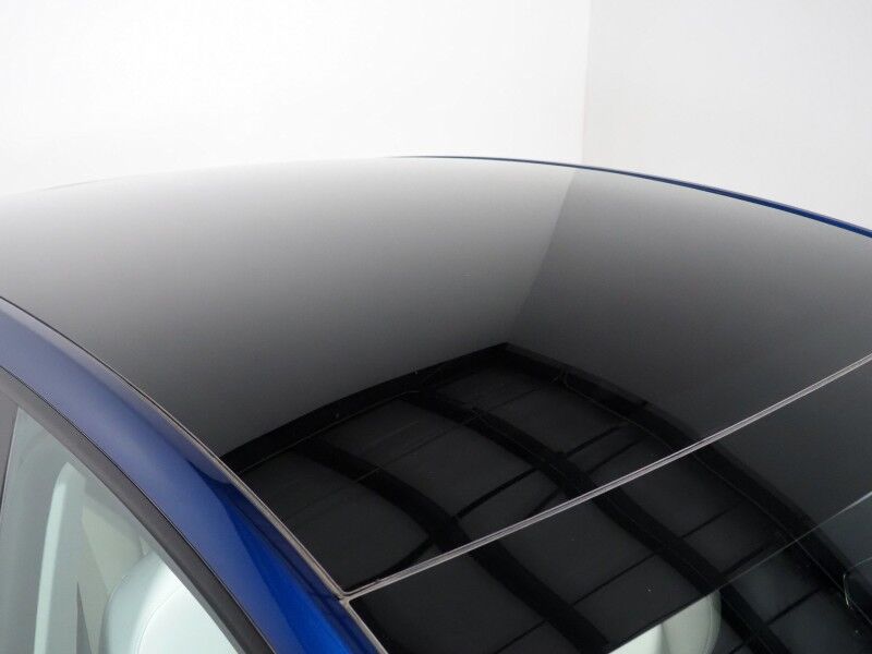 2025 Tesla Model Y Long Range AWD *7 SEATER (3RD ROW), AUTOPILOT, NAVIGATION, SAFETY ALERTS, ADAPTIVE CRUISE, SURROUND VIEW CAMERAS, PANORAMA GLASS ROOF, HEATED SEATS/STEERING WHEEL, WIRELESS CHARGING Round Rock TX