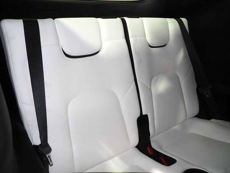 2025 Tesla Model Y Long Range AWD *7 SEATER (3RD ROW), AUTOPILOT, NAVIGATION, SAFETY ALERTS, ADAPTIVE CRUISE, SURROUND VIEW CAMERAS, PANORAMA GLASS ROOF, HEATED SEATS/STEERING WHEEL, WIRELESS CHARGING Round Rock TX