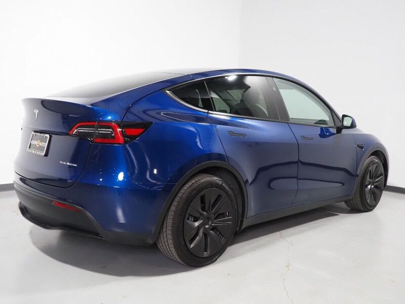 2025 Tesla Model Y Long Range AWD *7 SEATER (3RD ROW), AUTOPILOT, NAVIGATION, SAFETY ALERTS, ADAPTIVE CRUISE, SURROUND VIEW CAMERAS, PANORAMA GLASS ROOF, HEATED SEATS/STEERING WHEEL, WIRELESS CHARGING Round Rock TX