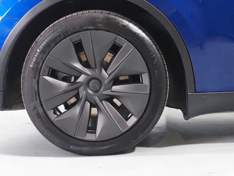 2025 Tesla Model Y Long Range AWD *7 SEATER (3RD ROW), AUTOPILOT, NAVIGATION, SAFETY ALERTS, ADAPTIVE CRUISE, SURROUND VIEW CAMERAS, PANORAMA GLASS ROOF, HEATED SEATS/STEERING WHEEL, WIRELESS CHARGING Round Rock TX