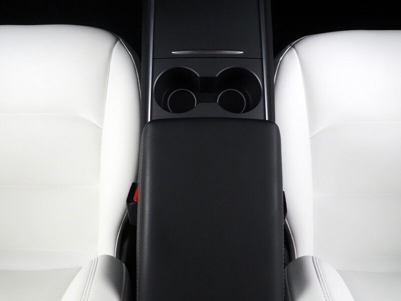 2025 Tesla Model Y Long Range AWD *AUTOPILOT, NAVIGATION, SAFETY ALERTS, ADAPTIVE CRUISE, SURROUND VIEW CAMERAS, PANORAMA GLASS ROOF, HEATED SEATS/STEERING WHEEL, 20 INCH WHEELS, WIRELESS CHARGING Round Rock TX