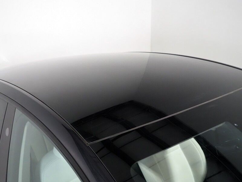 2025 Tesla Model Y Long Range AWD *AUTOPILOT, NAVIGATION, SAFETY ALERTS, ADAPTIVE CRUISE, SURROUND VIEW CAMERAS, PANORAMA GLASS ROOF, HEATED SEATS/STEERING WHEEL, 20 INCH WHEELS, WIRELESS CHARGING Round Rock TX