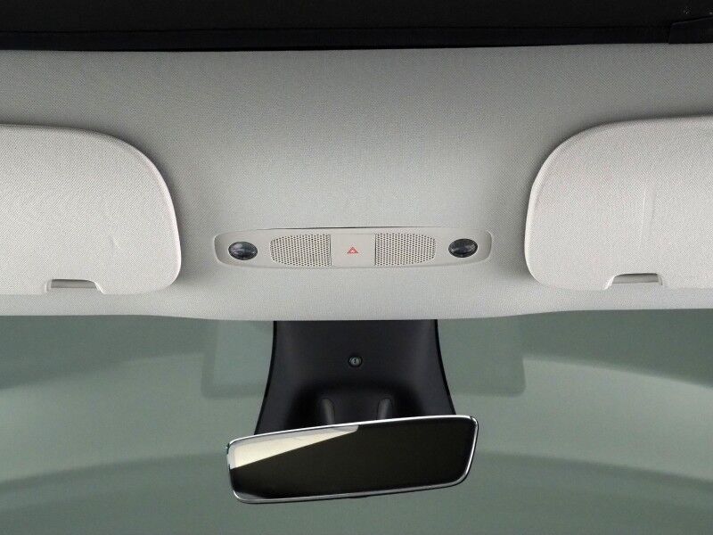 2025 Tesla Model Y Long Range AWD *AUTOPILOT, NAVIGATION, SAFETY ALERTS, ADAPTIVE CRUISE, SURROUND VIEW CAMERAS, PANORAMA GLASS ROOF, HEATED SEATS/STEERING WHEEL, 20 INCH WHEELS, WIRELESS CHARGING Round Rock TX