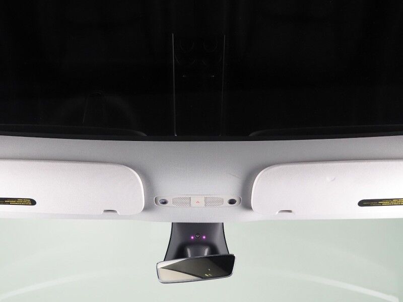 2025 Tesla Model Y Long Range AWD *AUTOPILOT, NAVIGATION, SAFETY ALERTS, ADAPTIVE CRUISE, SURROUND VIEW CAMERAS, PANORAMA GLASS ROOF, HEATED SEATS/STEERING WHEEL, WIRELESS CHARGING Round Rock TX