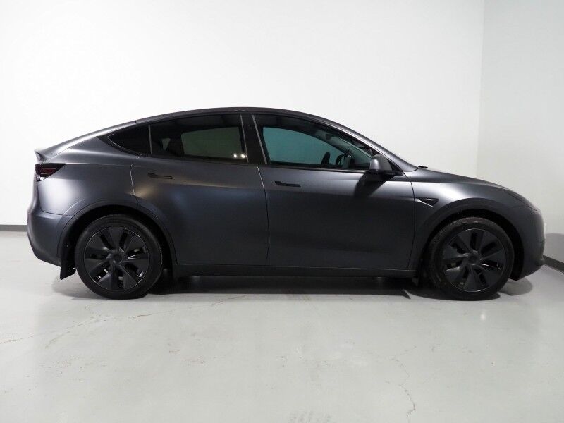 2025 Tesla Model Y Long Range AWD *AUTOPILOT, NAVIGATION, SAFETY ALERTS, ADAPTIVE CRUISE, SURROUND VIEW CAMERAS, PANORAMA GLASS ROOF, HEATED SEATS/STEERING WHEEL, WIRELESS CHARGING Round Rock TX