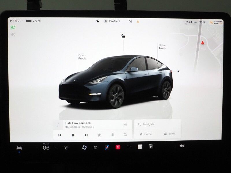 2025 Tesla Model Y Long Range AWD *AUTOPILOT, NAVIGATION, SAFETY ALERTS, ADAPTIVE CRUISE, SURROUND VIEW CAMERAS, PANORAMA GLASS ROOF, HEATED SEATS/STEERING WHEEL, WIRELESS CHARGING Round Rock TX