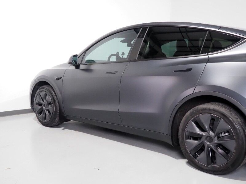 2025 Tesla Model Y Long Range AWD *AUTOPILOT, NAVIGATION, SAFETY ALERTS, ADAPTIVE CRUISE, SURROUND VIEW CAMERAS, PANORAMA GLASS ROOF, HEATED SEATS/STEERING WHEEL, WIRELESS CHARGING Round Rock TX