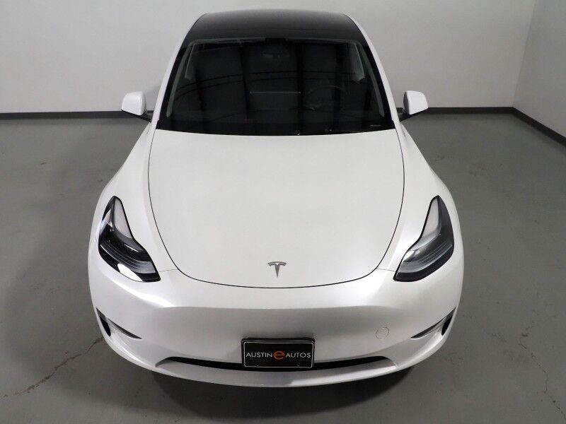 2025 Tesla Model Y Long Range AWD *AUTOPILOT, NAVIGATION, SAFETY ALERTS, ADAPTIVE CRUISE, SURROUND VIEW CAMERAS, PANORAMA GLASS ROOF, HEATED SEATS/STEERING WHEEL, WIRELESS CHARGING Round Rock TX