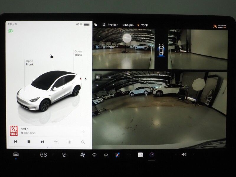 2025 Tesla Model Y Long Range AWD *AUTOPILOT, NAVIGATION, SAFETY ALERTS, ADAPTIVE CRUISE, SURROUND VIEW CAMERAS, PANORAMA GLASS ROOF, HEATED SEATS/STEERING WHEEL, WIRELESS CHARGING Round Rock TX
