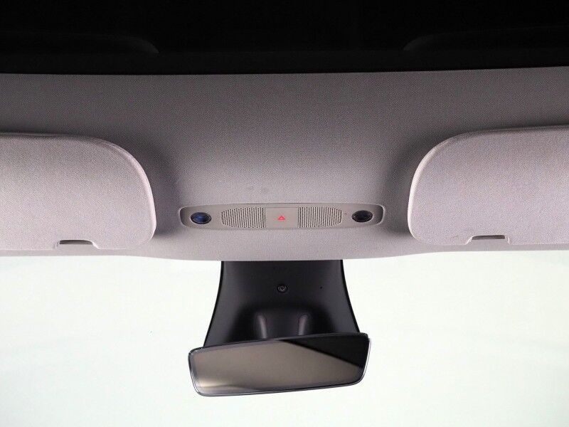 2025 Tesla Model Y Long Range AWD *AUTOPILOT, NAVIGATION, SAFETY ALERTS, ADAPTIVE CRUISE, SURROUND VIEW CAMERAS, PANORAMA GLASS ROOF, HEATED SEATS/STEERING WHEEL, WIRELESS CHARGING Round Rock TX