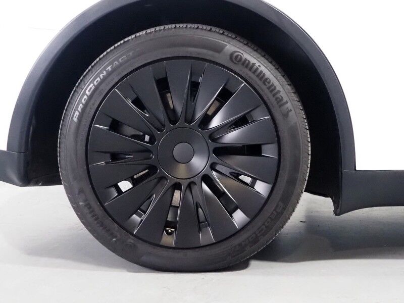 2025 Tesla Model Y Long Range AWD *AUTOPILOT, NAVIGATION, SAFETY ALERTS, ADAPTIVE CRUISE, SURROUND VIEW CAMERAS, PANORAMA GLASS ROOF, HEATED SEATS/STEERING WHEEL, WIRELESS CHARGING Round Rock TX