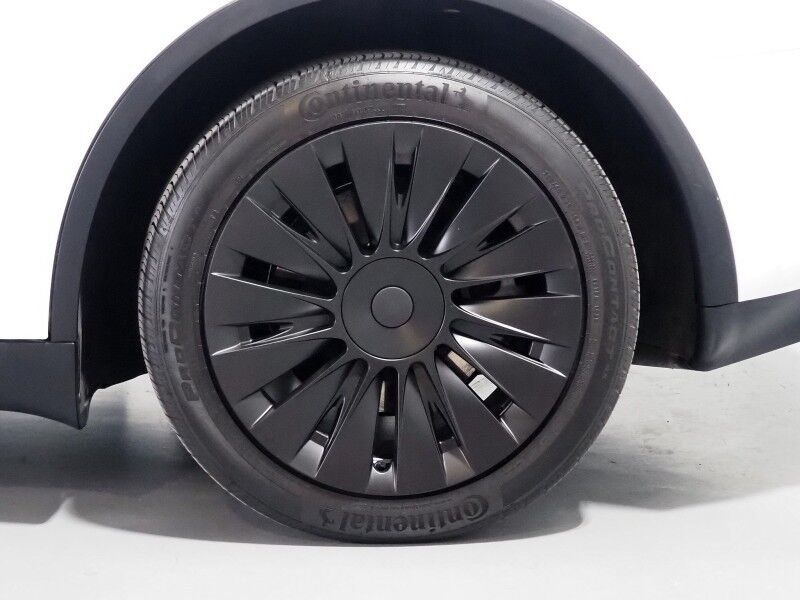 2025 Tesla Model Y Long Range AWD *AUTOPILOT, NAVIGATION, SAFETY ALERTS, ADAPTIVE CRUISE, SURROUND VIEW CAMERAS, PANORAMA GLASS ROOF, HEATED SEATS/STEERING WHEEL, WIRELESS CHARGING Round Rock TX