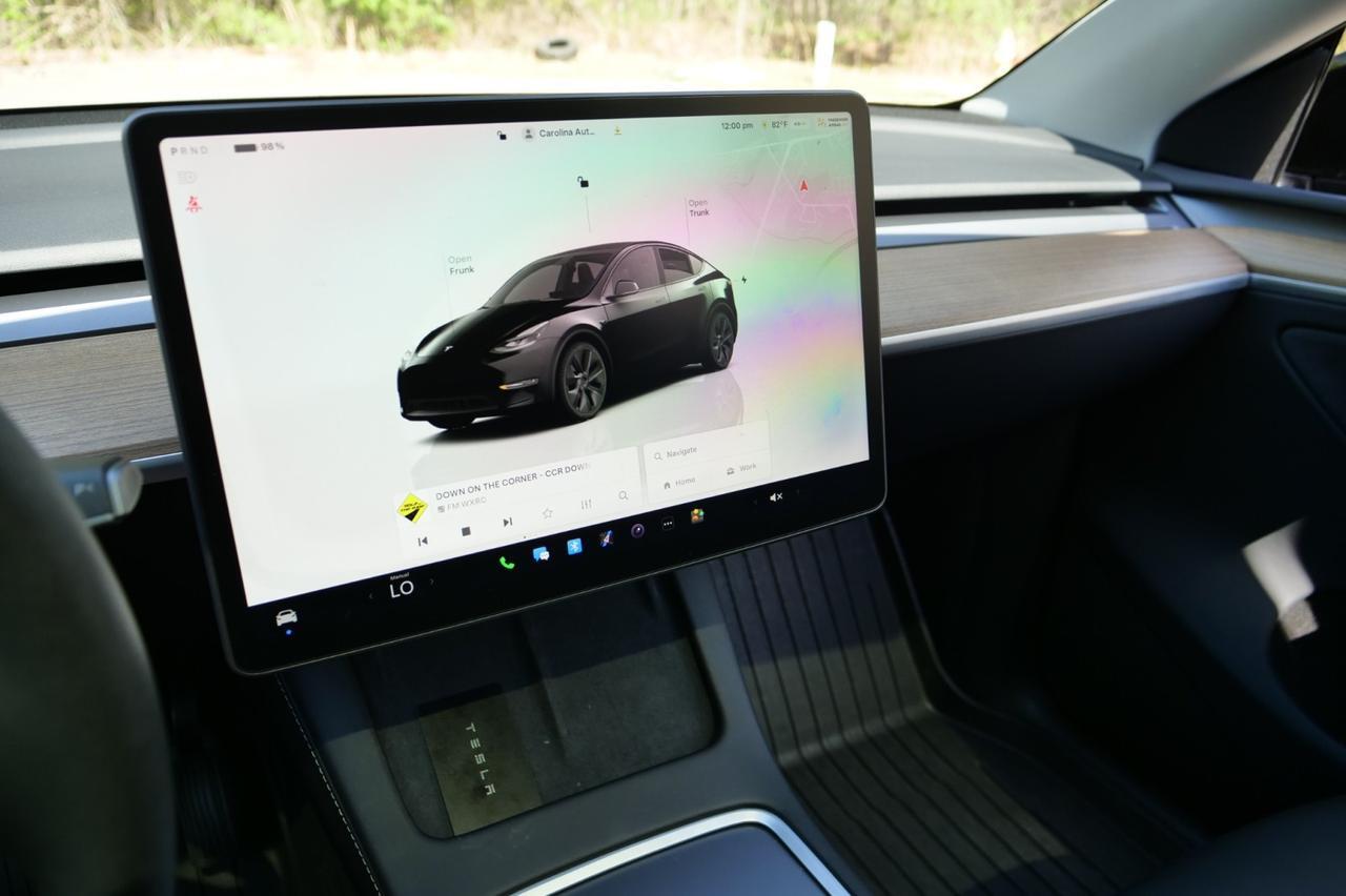 2025 Tesla Model Y Long Range / AWD / Heated Seats! Lincolnton NC