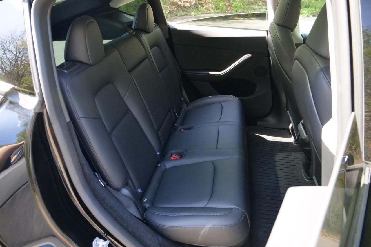 2025 Tesla Model Y Long Range / AWD / Heated Seats! Lincolnton NC