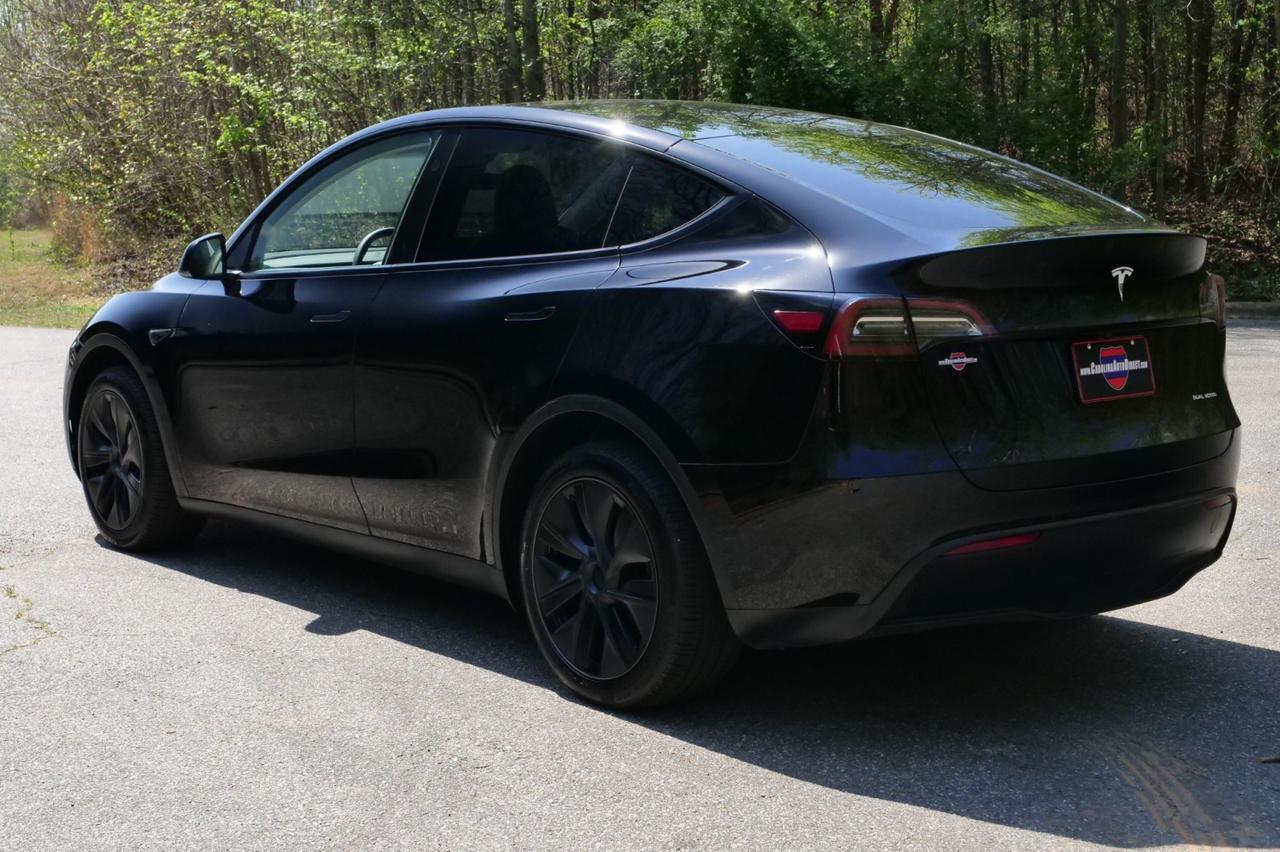 2025 Tesla Model Y Long Range / AWD / Heated Seats! Lincolnton NC