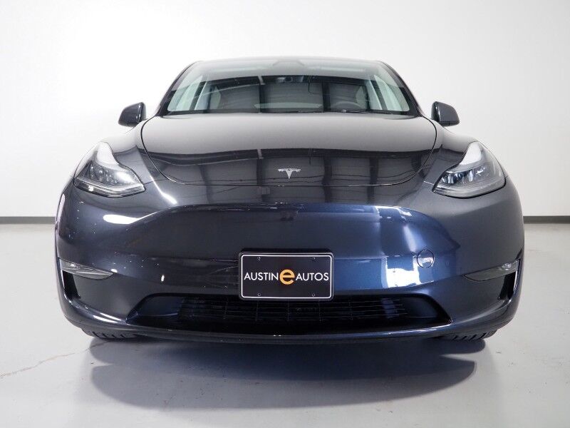 2025 Tesla Model Y Long Range AWD *TRAFFIC AWARE CRUISE CONTROL, NAVIGATION, SAFETY ALERTS, SURROUND VIEW CAMERAS, PANORAMA GLASS ROOF, HEATED SEATS/STEERING WHEEL, WIRELESS CHARGING Round Rock TX