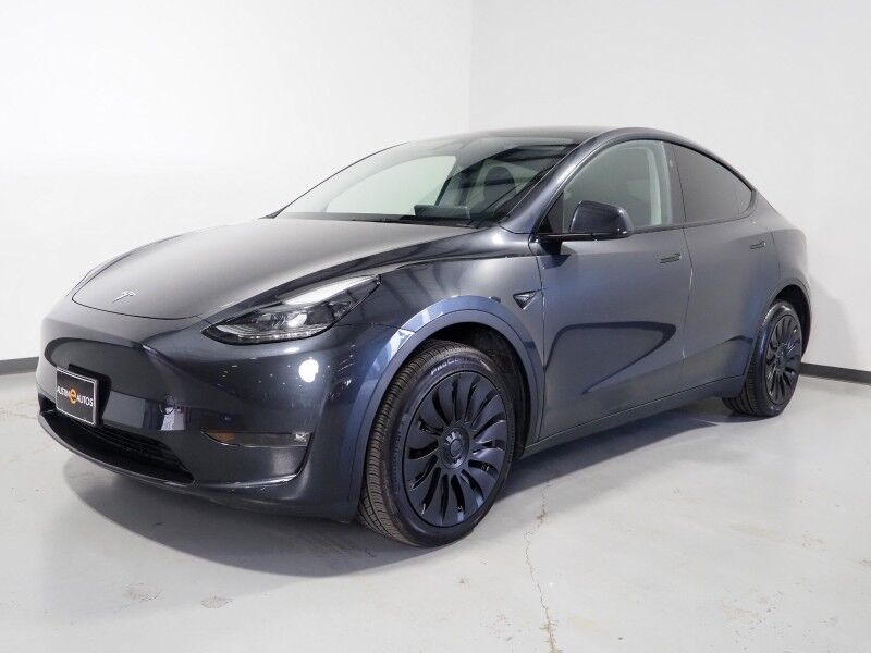 2025 Tesla Model Y Long Range AWD *TRAFFIC AWARE CRUISE CONTROL, NAVIGATION, SAFETY ALERTS, SURROUND VIEW CAMERAS, PANORAMA GLASS ROOF, HEATED SEATS/STEERING WHEEL, WIRELESS CHARGING Round Rock TX