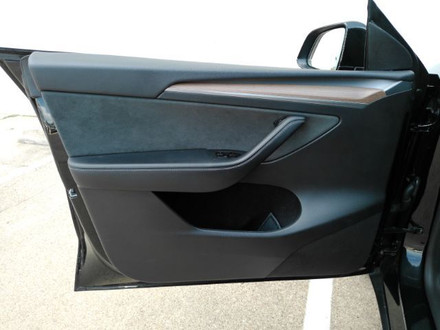 2025 Tesla Model Y Long Range Dual Motor All-Wheel Drive Plano TX