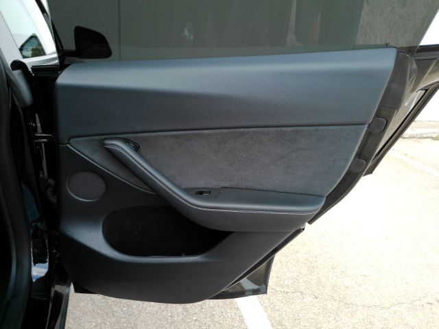 2025 Tesla Model Y Long Range Dual Motor All-Wheel Drive Plano TX