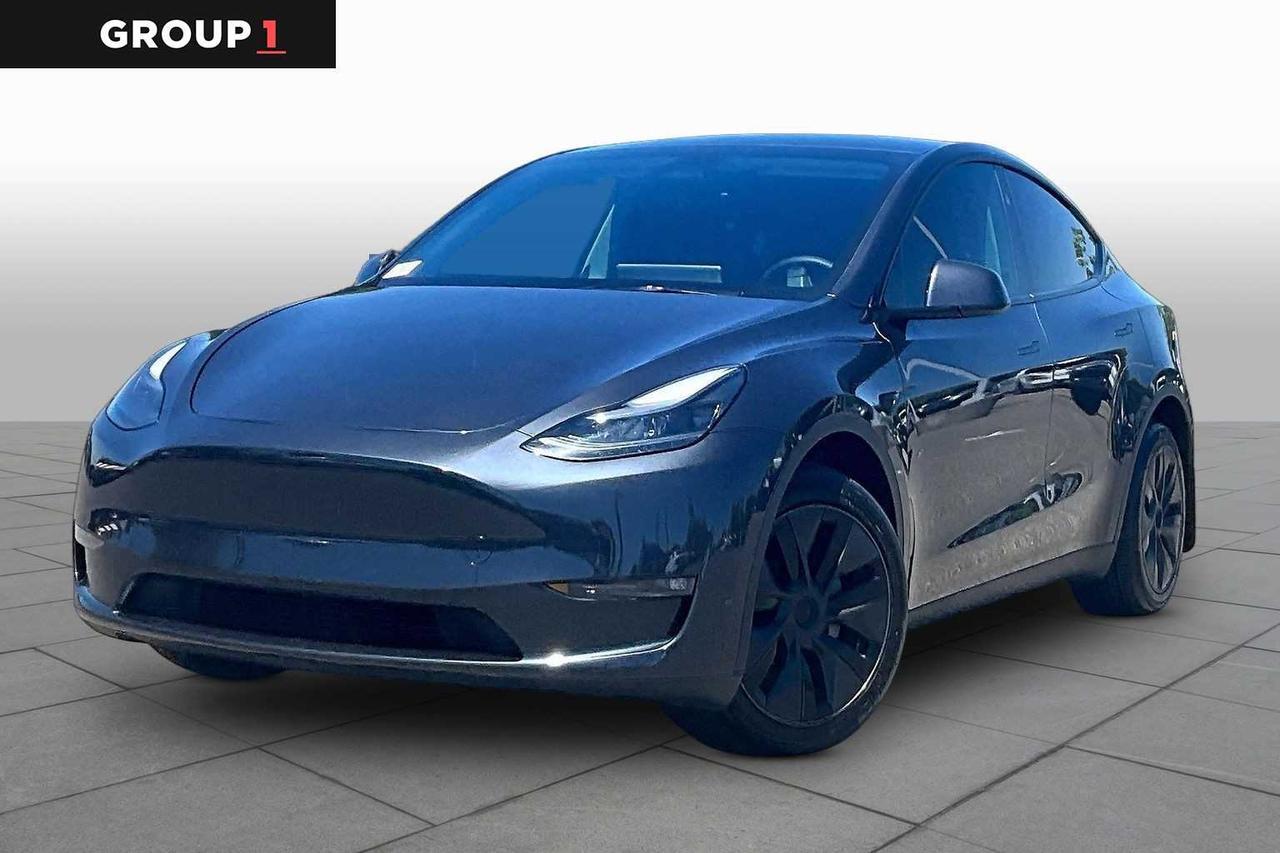 2025 Tesla Model Y Long Range