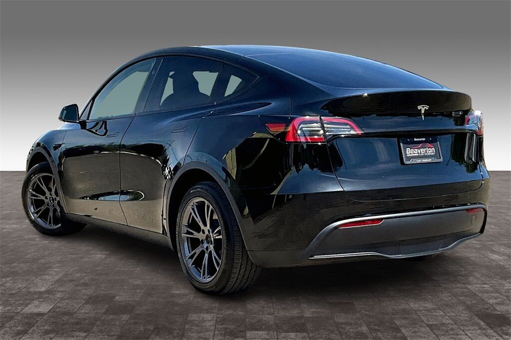 2025 Tesla Model Y Long Range OR