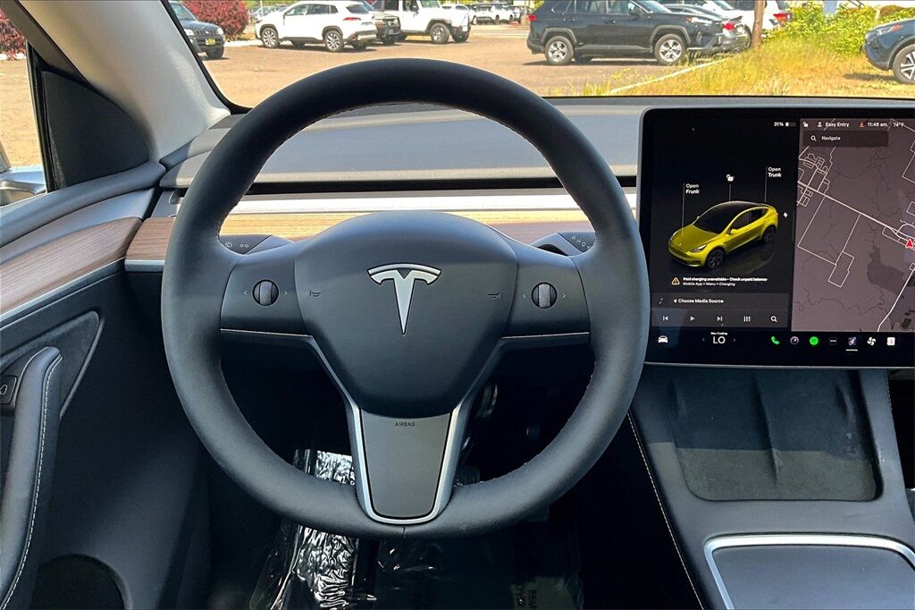2025 Tesla Model Y Long Range OR