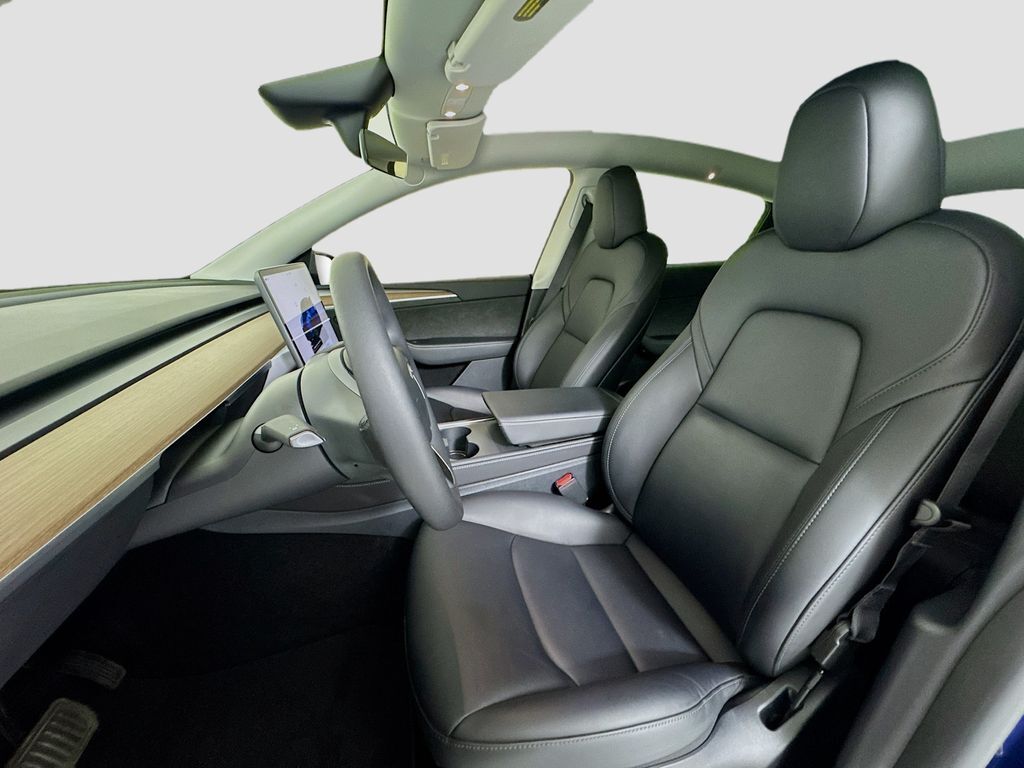 2025 Tesla Model Y Long Range Kennewick WA