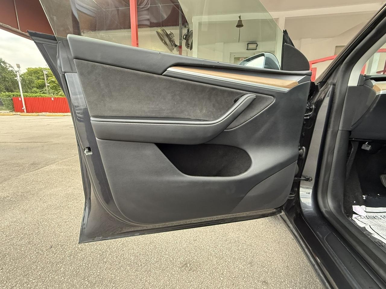 2025 Tesla Model Y Long Range Hollywood FL