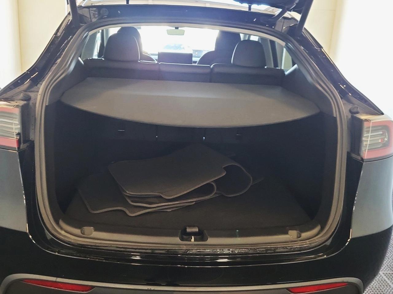 2025 Tesla Model Y Long Range Portland OR