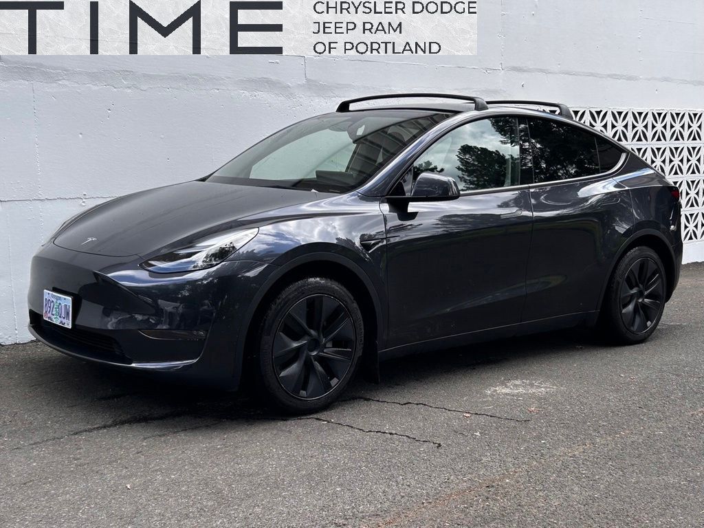 2025 Tesla Model Y Long Range