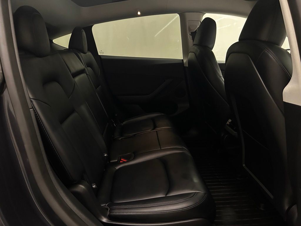 2025 Tesla Model Y Long Range Portland OR