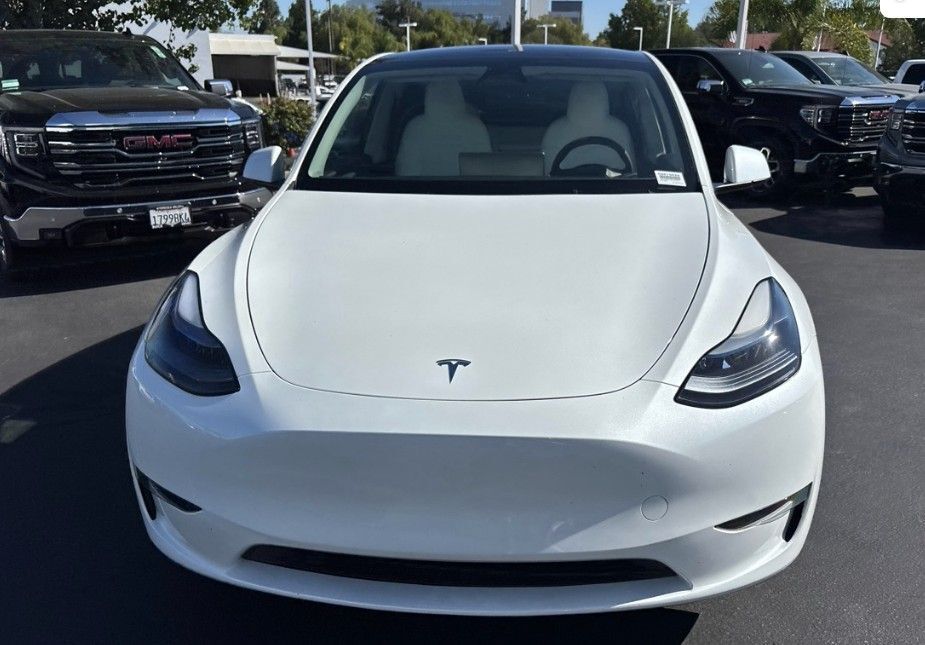 2025 Tesla Model Y Long Range Portland OR