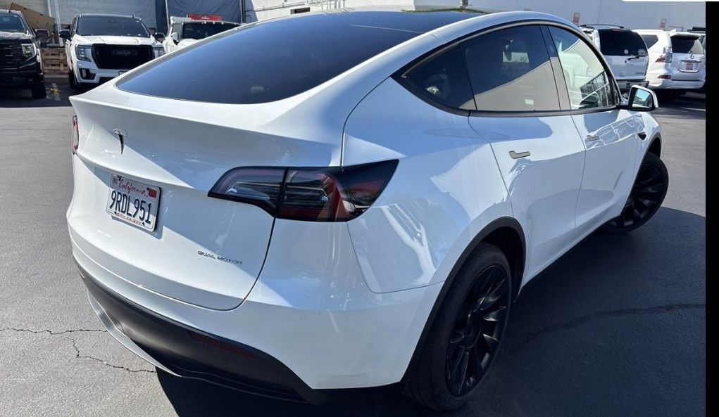 2025 Tesla Model Y Long Range Portland OR