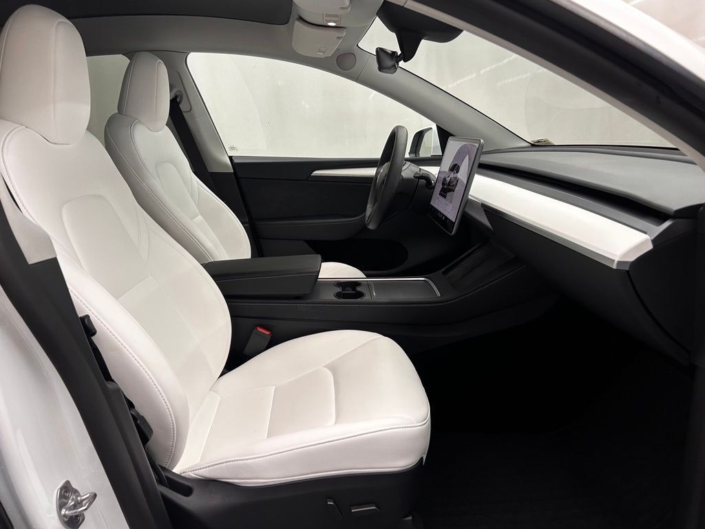 2025 Tesla Model Y Long Range Portland OR