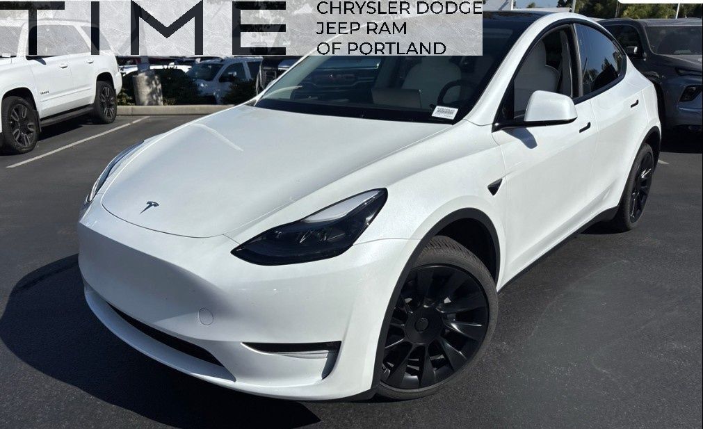 2025 Tesla Model Y Long Range