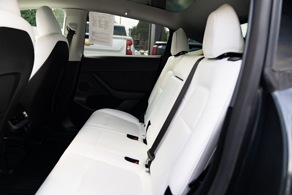 2025 Tesla Model Y Long Range Milwaukie OR