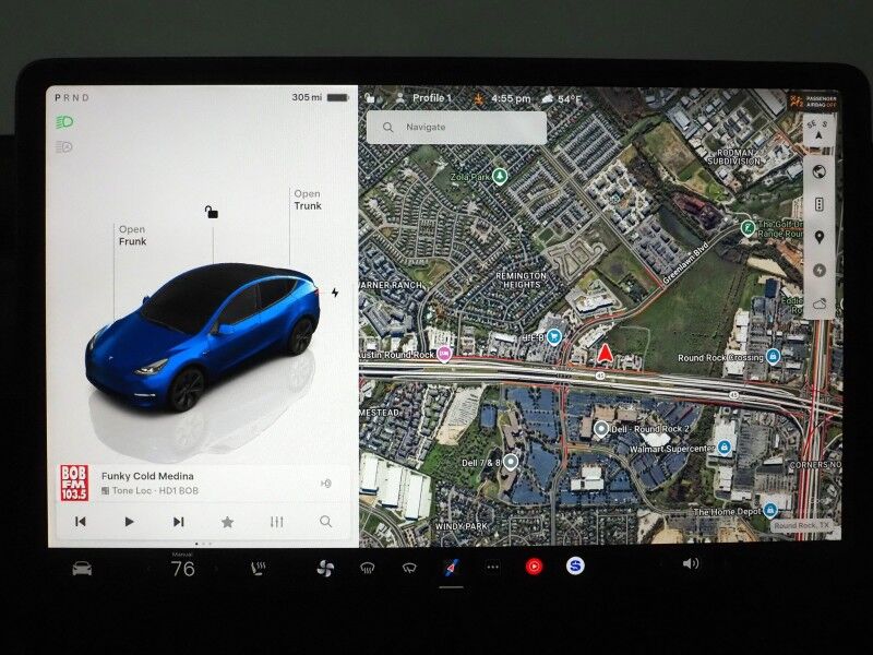 2025 Tesla Model Y Long Range RWD *AUTOPILOT, NAVIGATION, SAFETY ALERTS, ADAPTIVE CRUISE, SURROUND VIEW CAMERAS, PANORAMA GLASS ROOF, HEATED SEATS/STEERING WHEEL, WIRELESS CHARGING Round Rock TX
