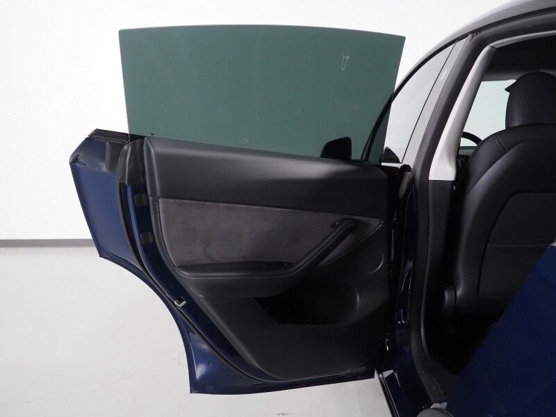 2025 Tesla Model Y Long Range RWD *AUTOPILOT, NAVIGATION, SAFETY ALERTS, ADAPTIVE CRUISE, SURROUND VIEW CAMERAS, PANORAMA GLASS ROOF, HEATED SEATS/STEERING WHEEL, WIRELESS CHARGING Round Rock TX