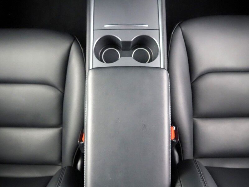 2025 Tesla Model Y Long Range RWD *AUTOPILOT, NAVIGATION, SAFETY ALERTS, ADAPTIVE CRUISE, SURROUND VIEW CAMERAS, PANORAMA GLASS ROOF, HEATED SEATS/STEERING WHEEL, WIRELESS CHARGING Round Rock TX